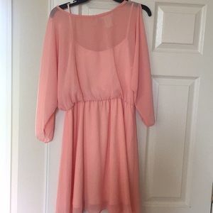 Peach color dress 🍑